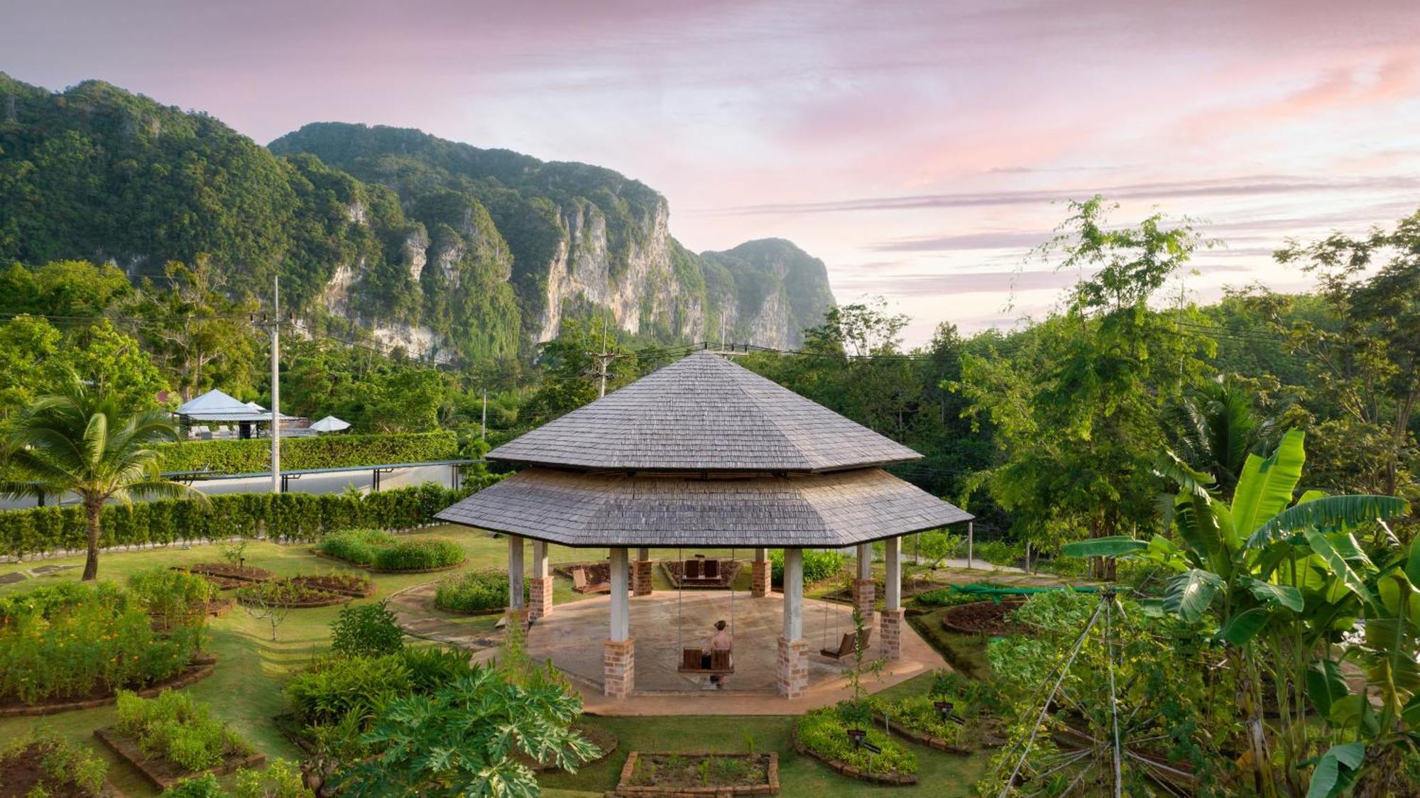 Anana Ecological Resort Krabi - Sha Extra Plus Ao Nang Bagian luar foto The pavilion at the park