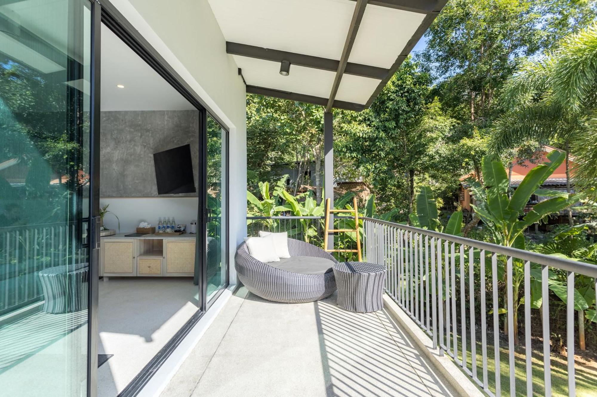 Anana Ecological Resort Krabi - Sha Extra Plus Ao Nang Bagian luar foto A balcony